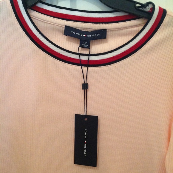 Lady's long sleeve pullover size small by Hilfiger - Picture 2 of 3